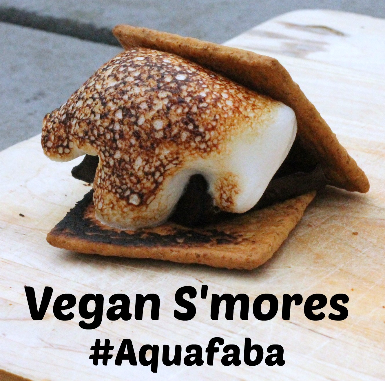 vegan s'mores made with aquafaba marshmallow fluff