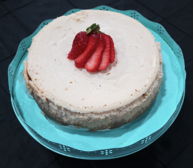 Cheesecake made in the Instant Pot