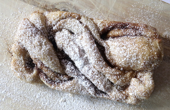 Vegan Cinnamon Braid